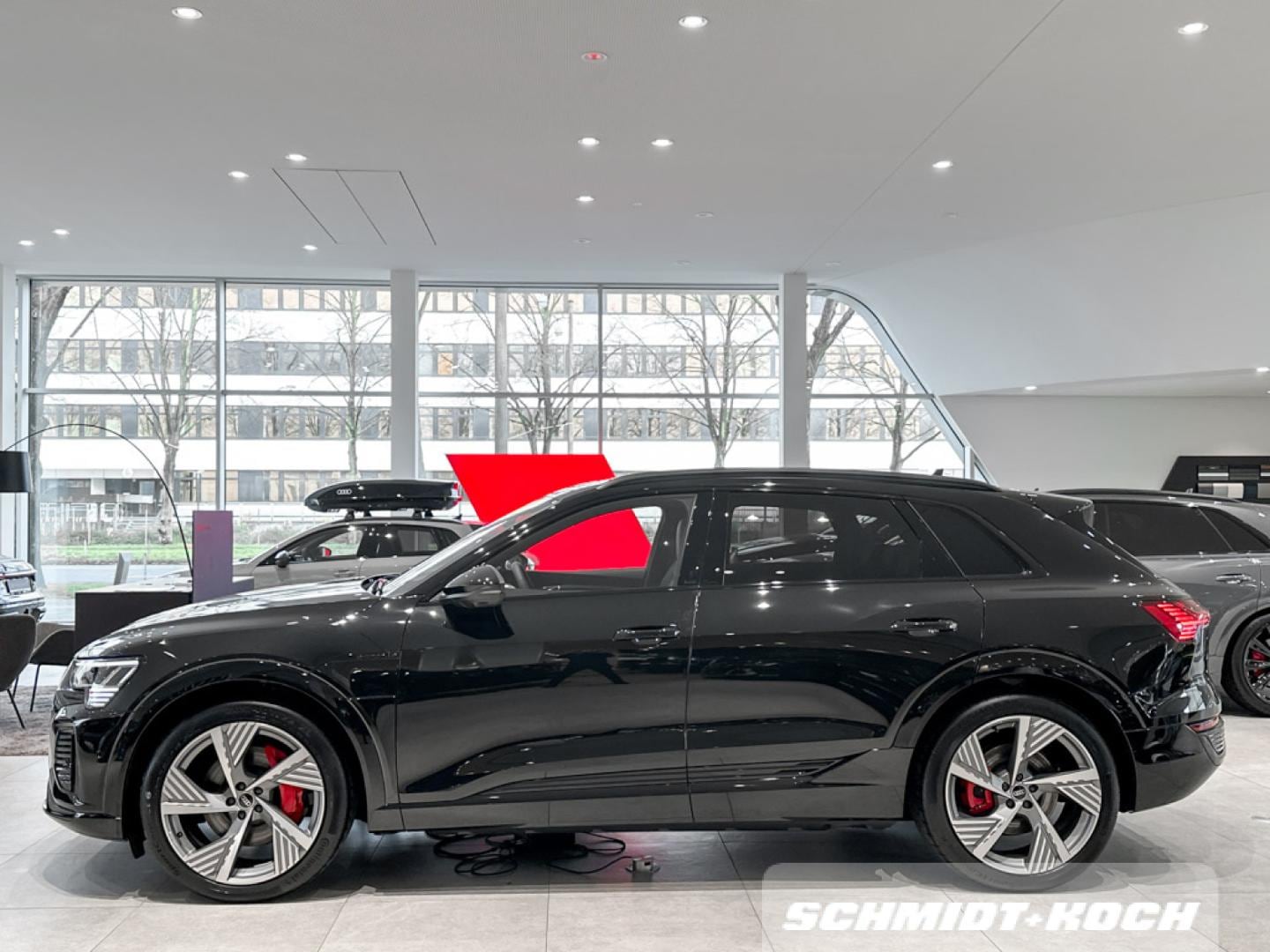 Image about Audi Q8 e-tron S line 55 e-tron quattro