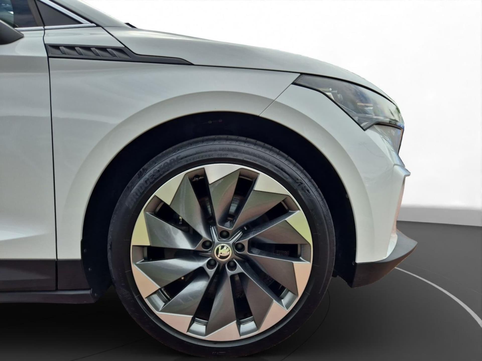 Skoda Enyaq 80X