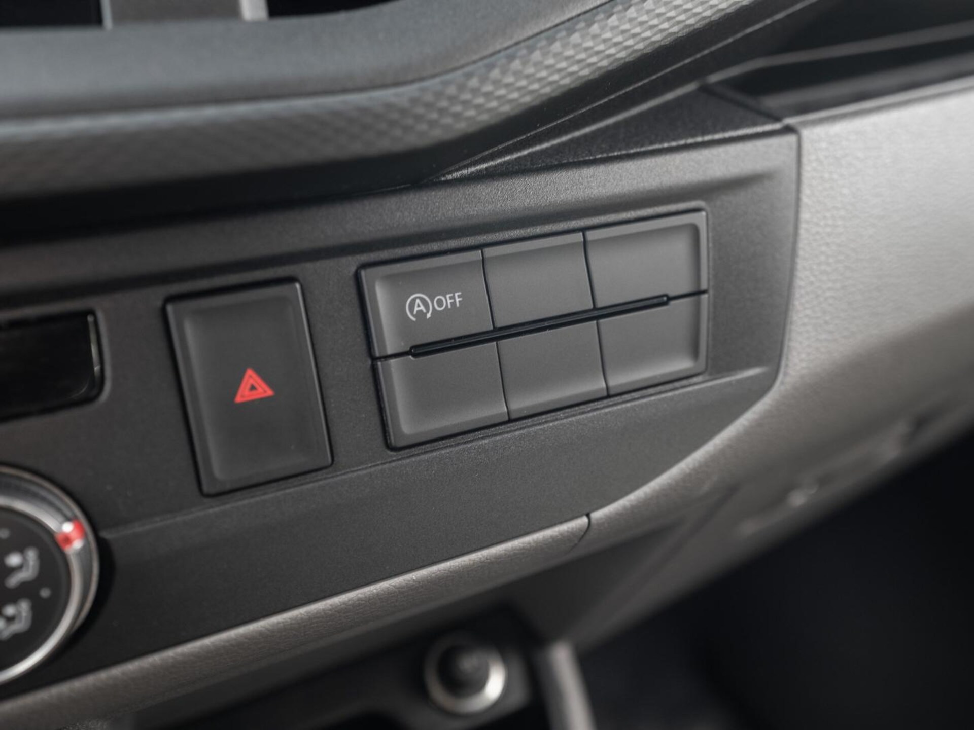 Volkswagen T6.1 Transporter Kasten langer Radstand