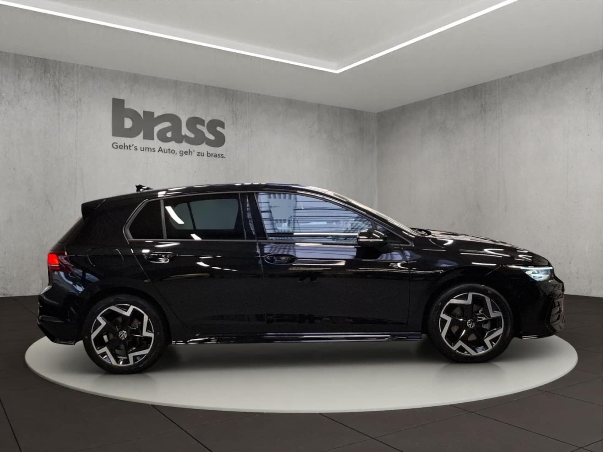 Volkswagen Golf R-Line