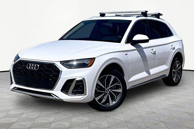 2023 Audi Q5 45 Premium Plus's photo