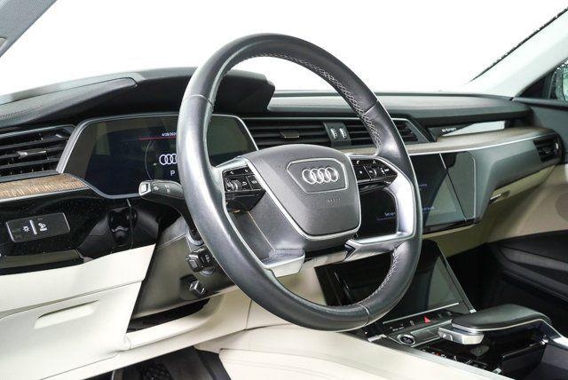 2023 Audi e-tron