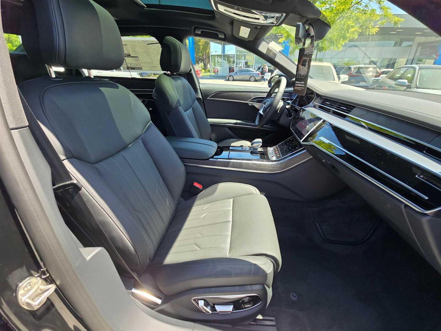 2025 Audi A8 Base - Photo 11