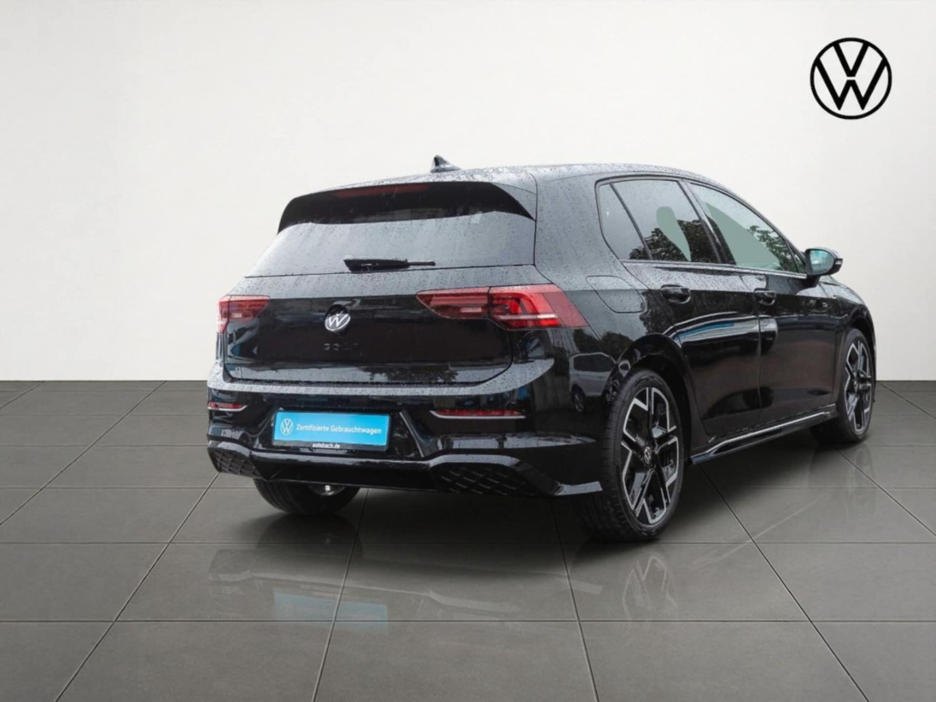 Volkswagen Golf R-Line