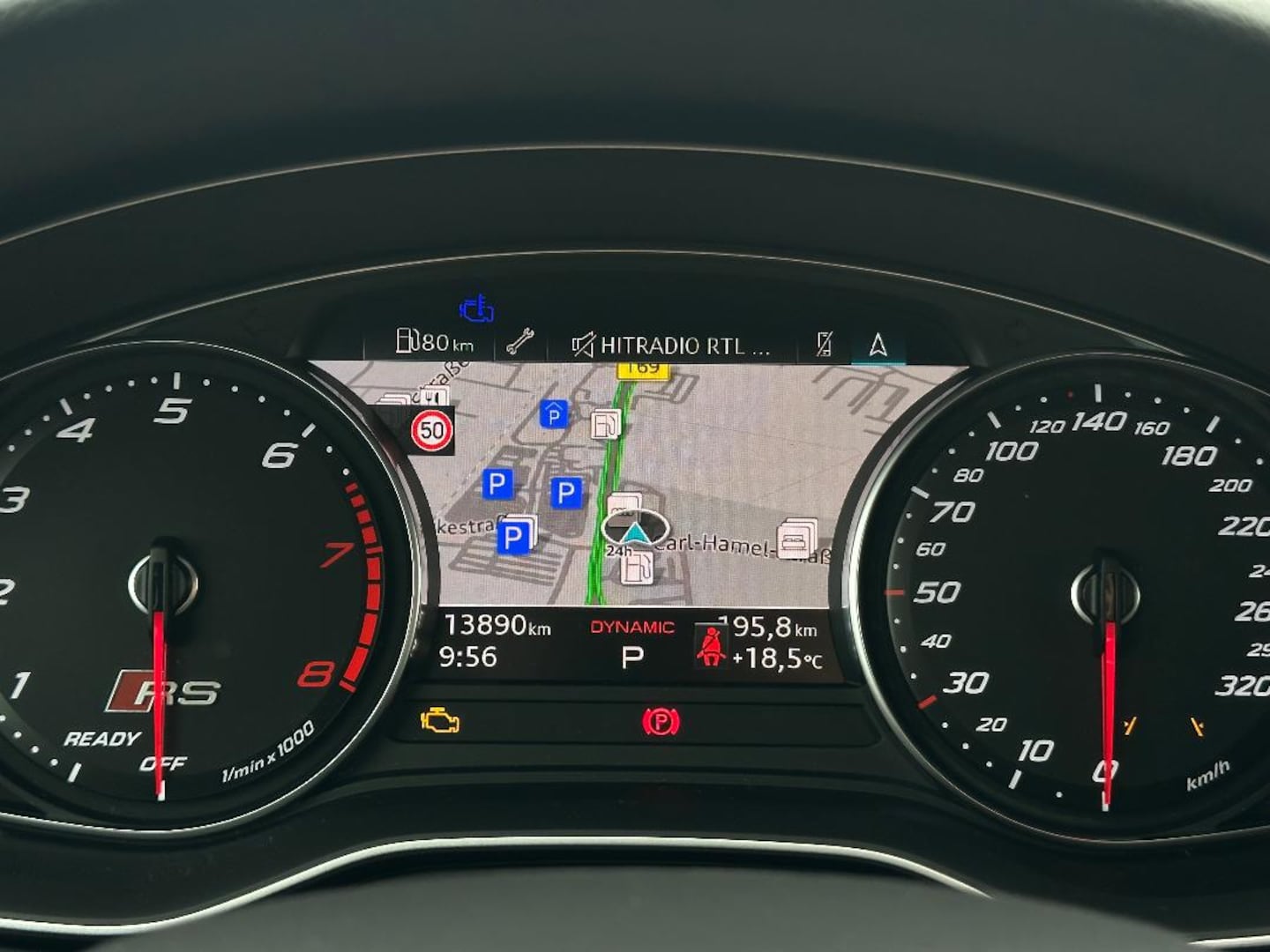 Bild über Audi RS 4 Avant TFSI quattro tiptronic - für weitere Informationen kontaktieren Sie den Audi Partner