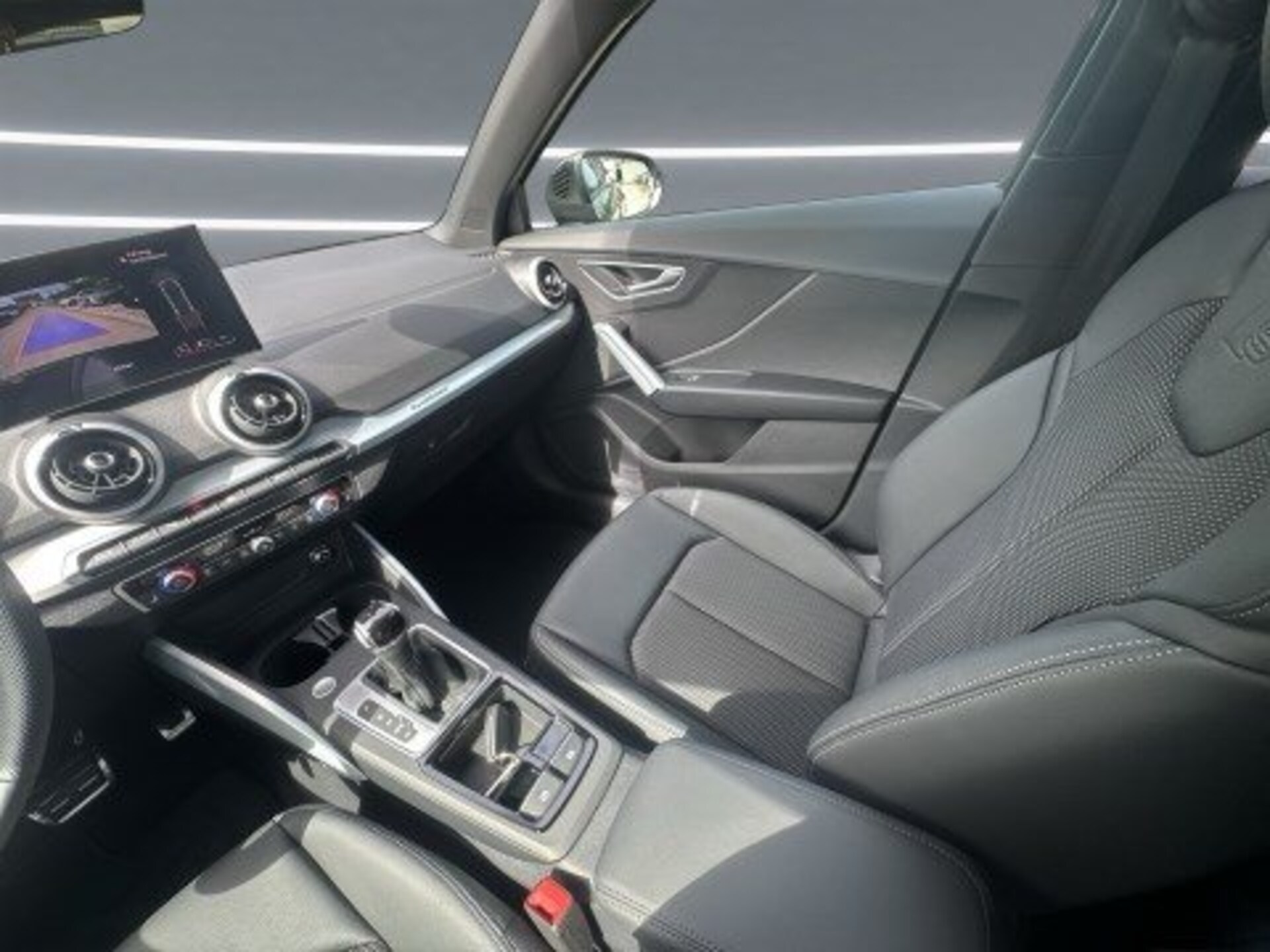 Audi Q2 S line