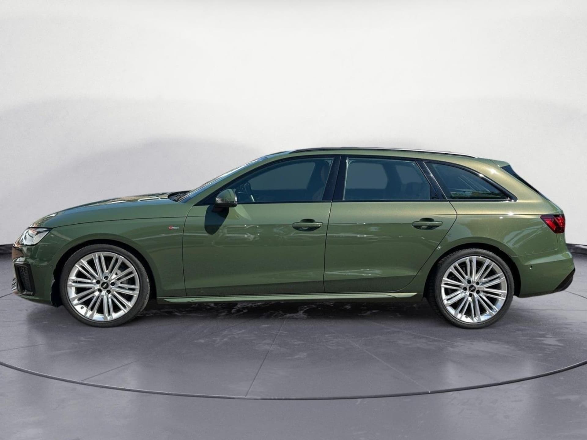 Audi A4 Avant S line