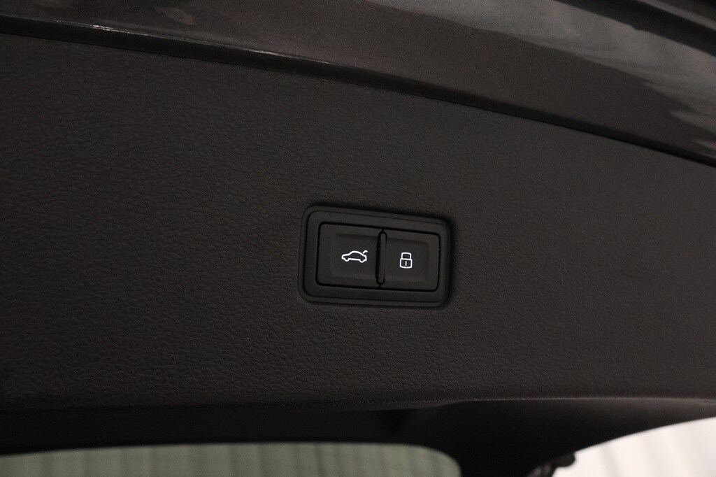 Bild som visar Audi SQ8 SQ8 SUV TFSI 507 hk tiptronic - för mer information kontakta din Audi Partner