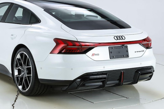 2026 Audi RS e-tron GT Performance Base - Photo 12