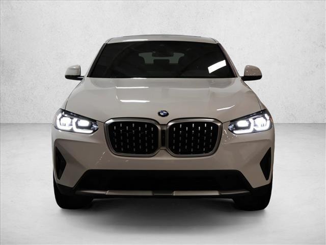 2023 BMW X4