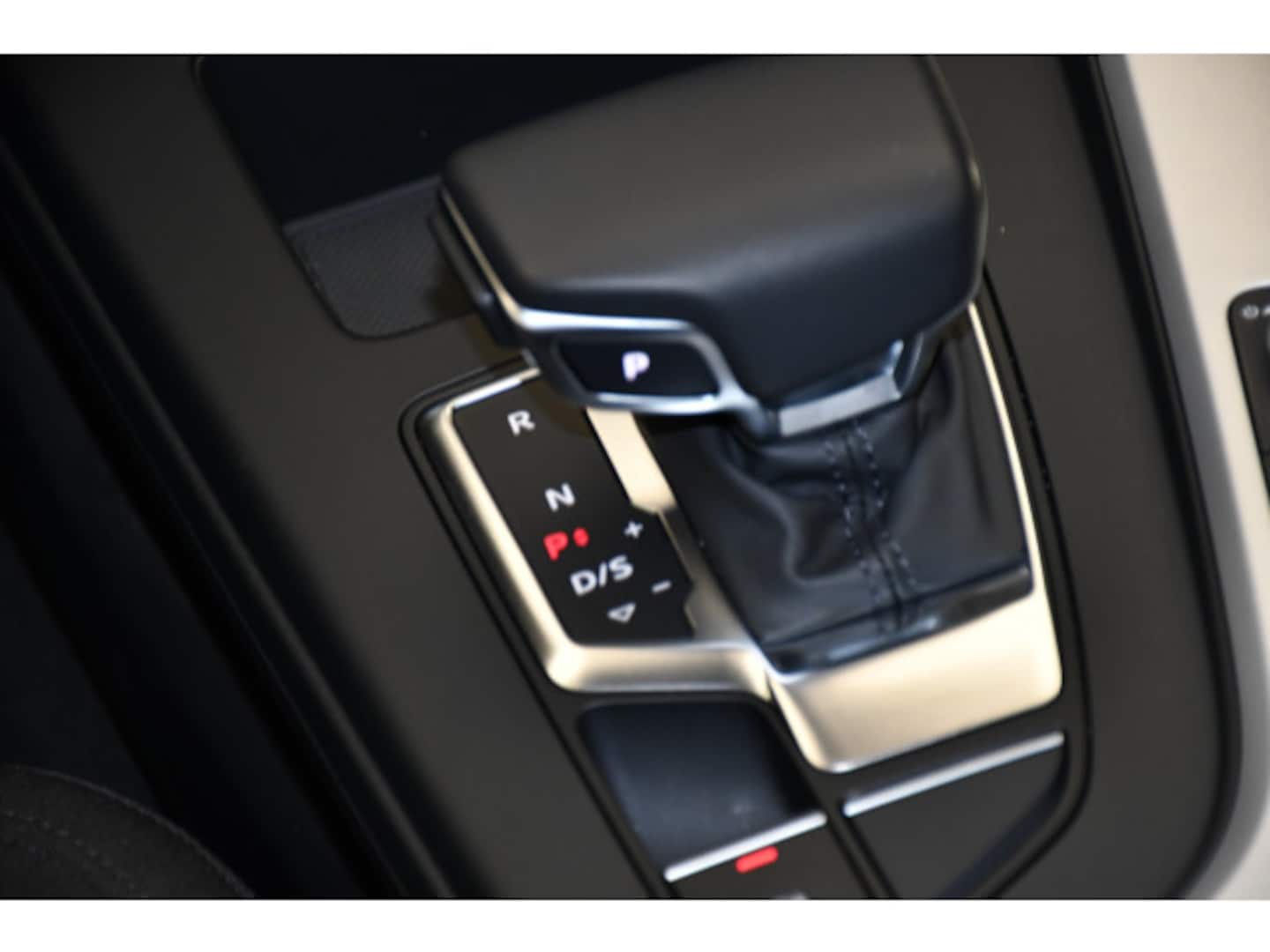 Bild über Audi A4 Avant advanced 35 TDI S tronic - für weitere Informationen kontaktieren Sie den Audi Partner