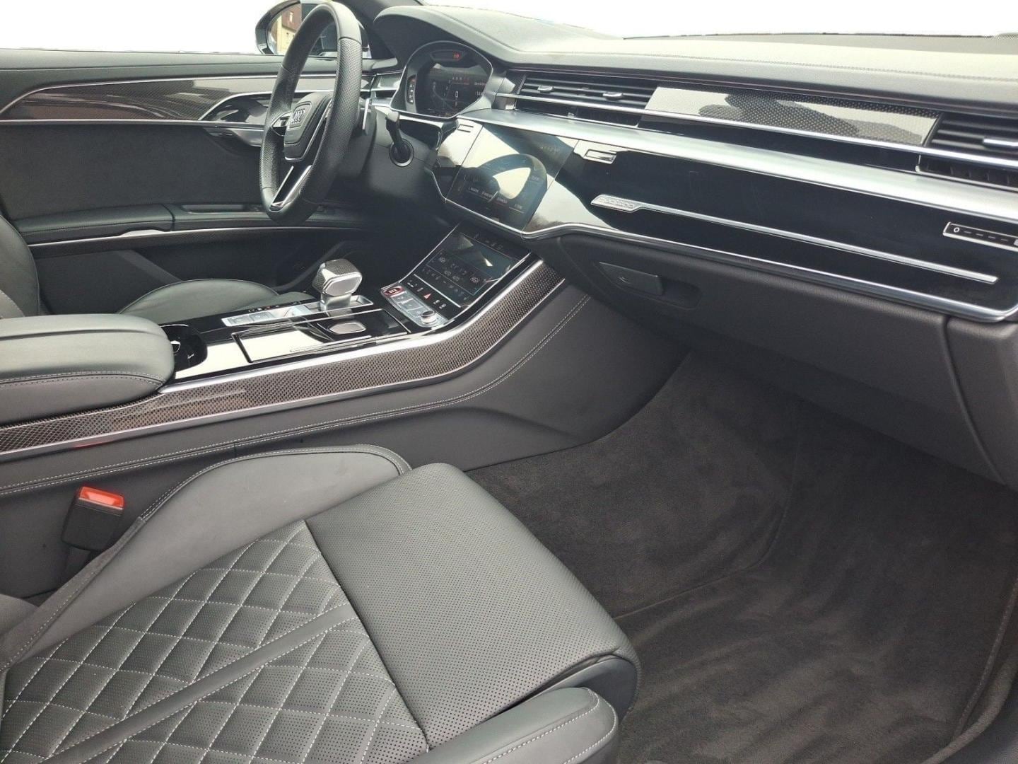 Bild über Audi S8 TFSI quattro tiptronic - für weitere Informationen kontaktieren Sie den Audi Partner