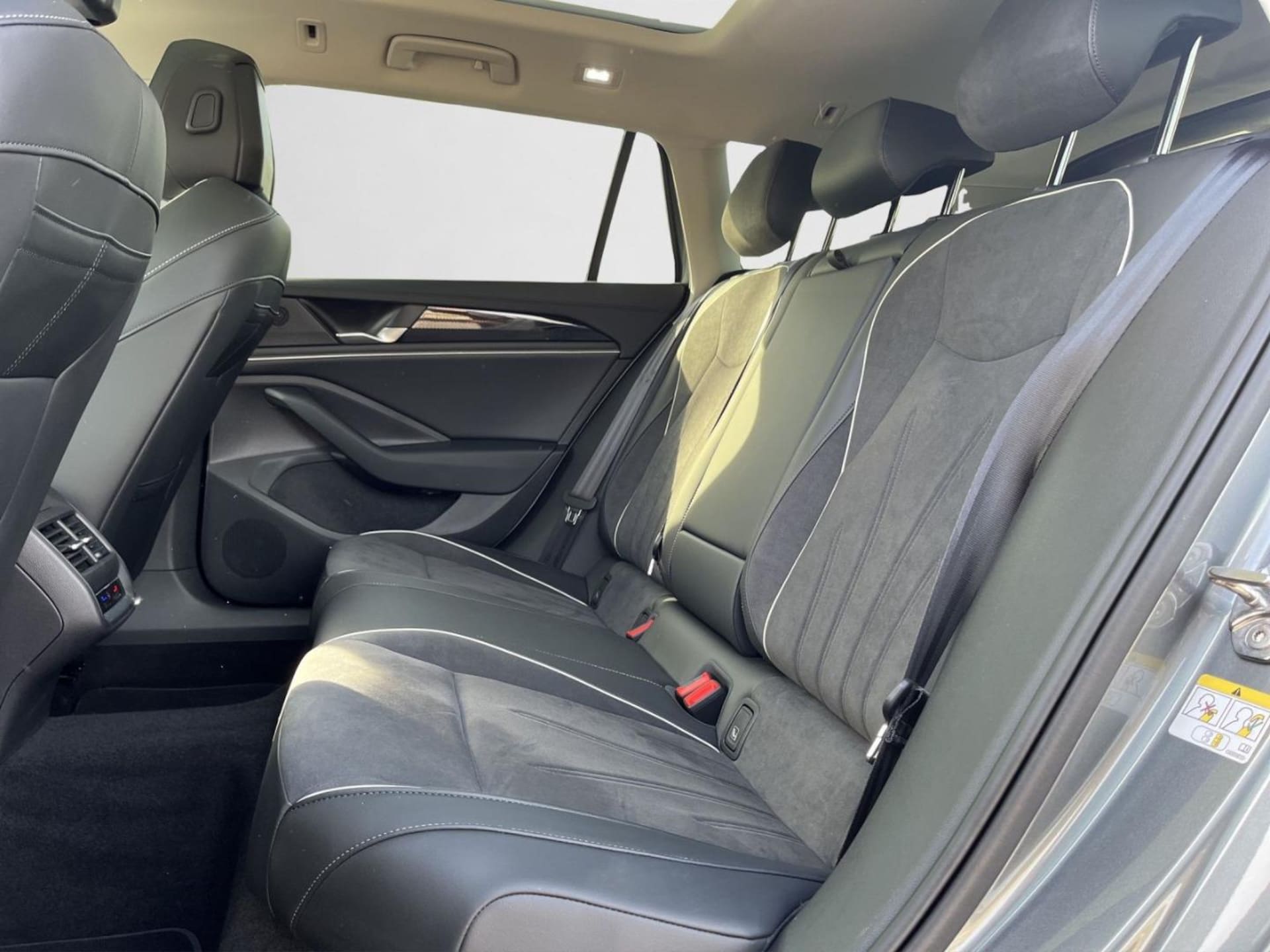 Volkswagen Passat Business
