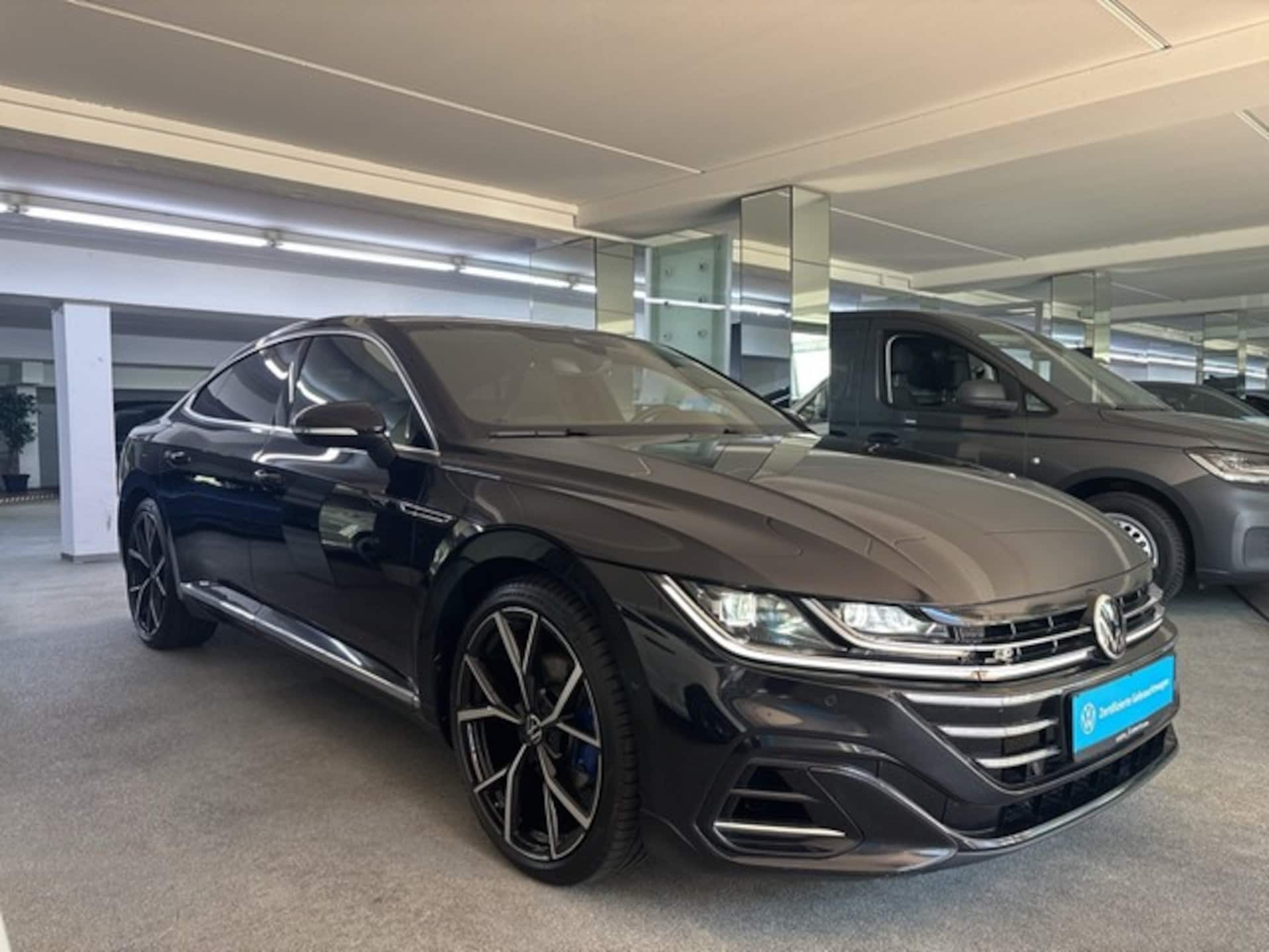 Volkswagen Arteon R-Line