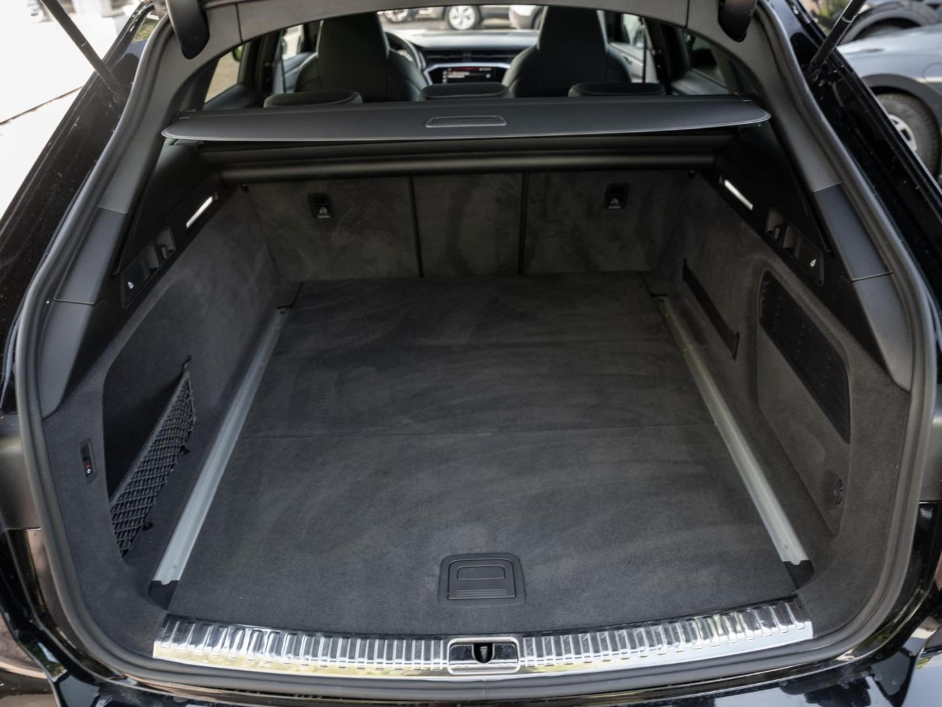 Audi S6 Avant