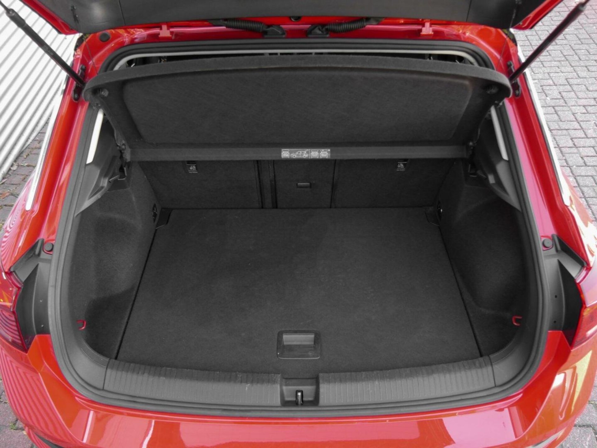 Volkswagen T-Roc Active