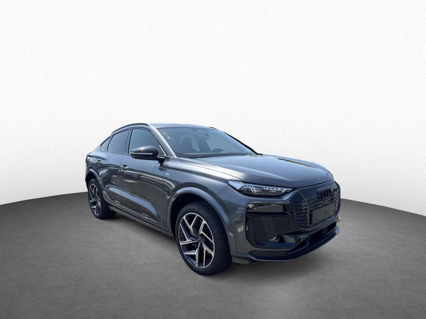 Bild über Audi Q6 Sportback e-tron S line business e-tron quattro 315 kW - für weitere Informationen kontaktieren Sie den Audi Partner