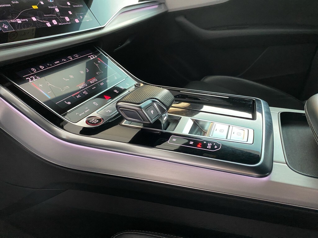 Image about Audi SQ8 TDI quattro tiptronic