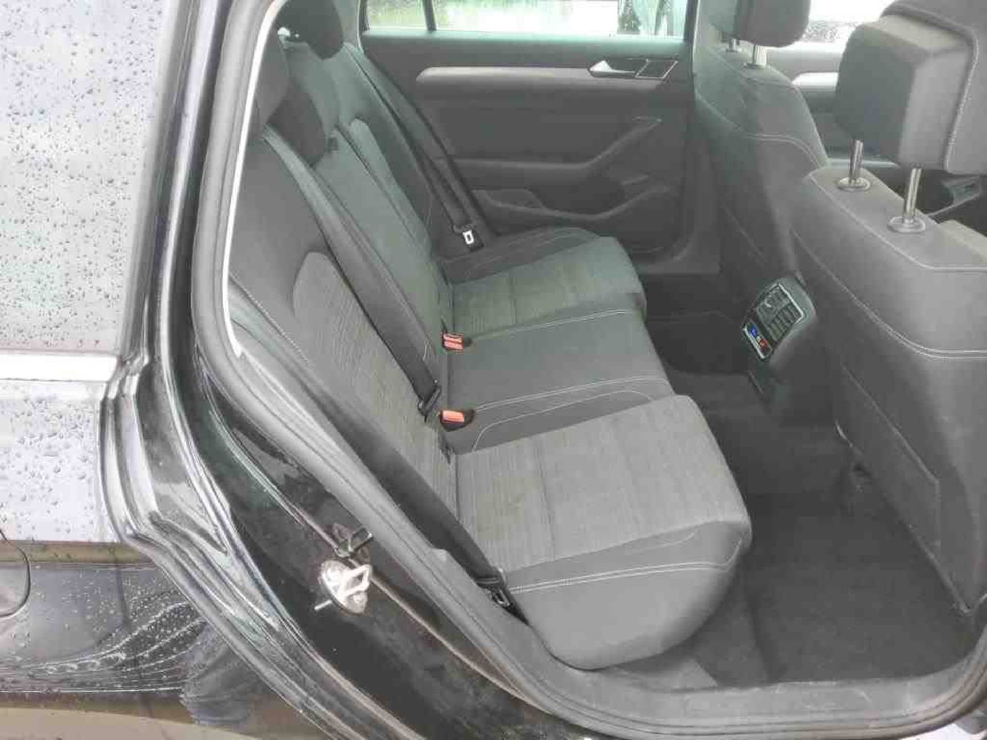 Volkswagen Passat Variant Business