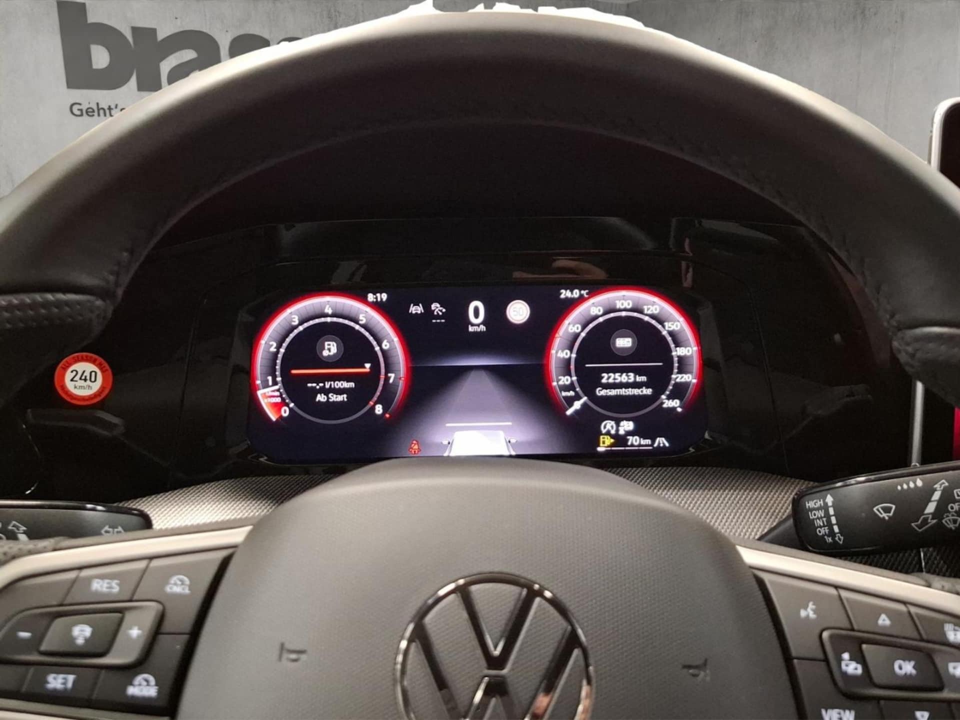 Volkswagen Golf R-Line