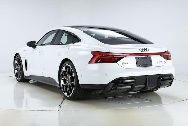 2026 Audi RS e-tron GT Performance Base - Photo 13