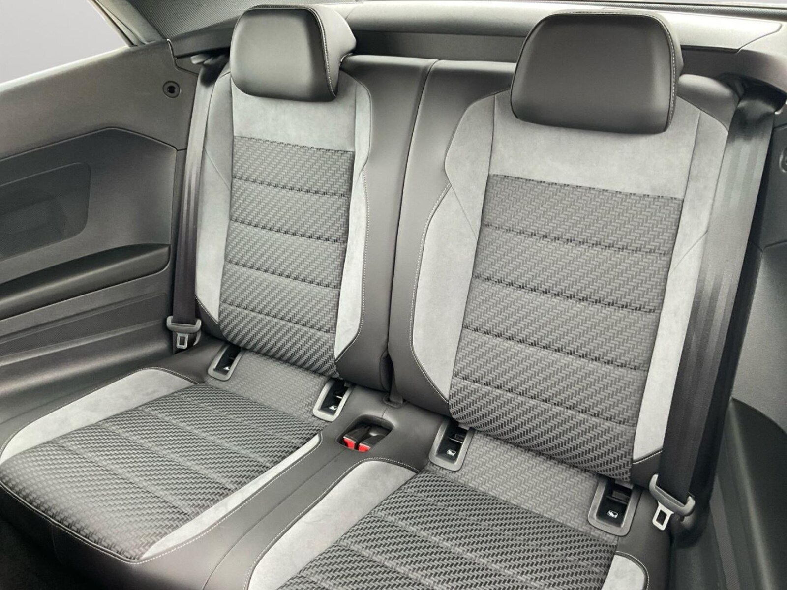 Volkswagen T-Roc Cabriolet – Bild 13