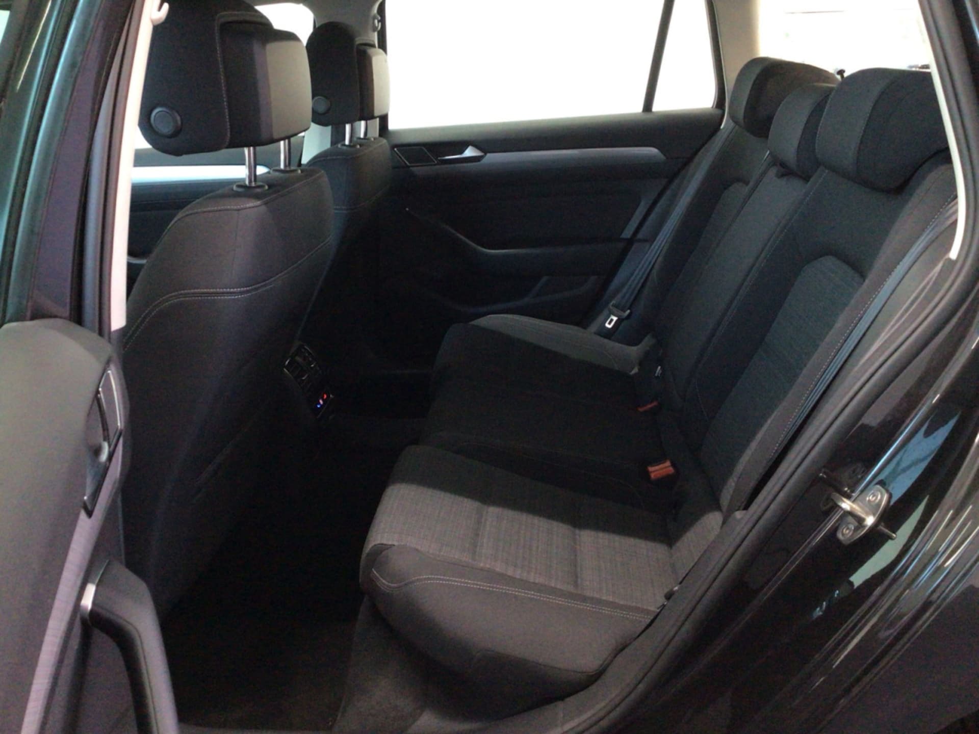 Volkswagen Passat Variant Business