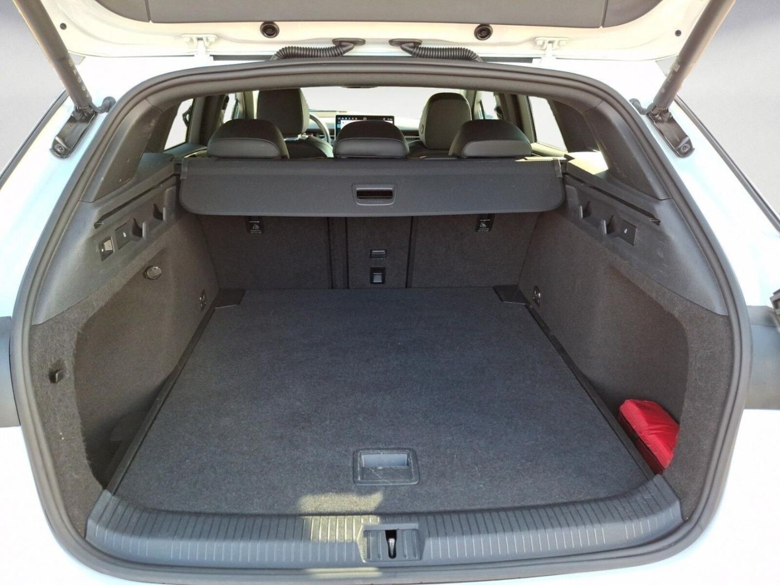 Volkswagen ID.7 Tourer – Bild 15