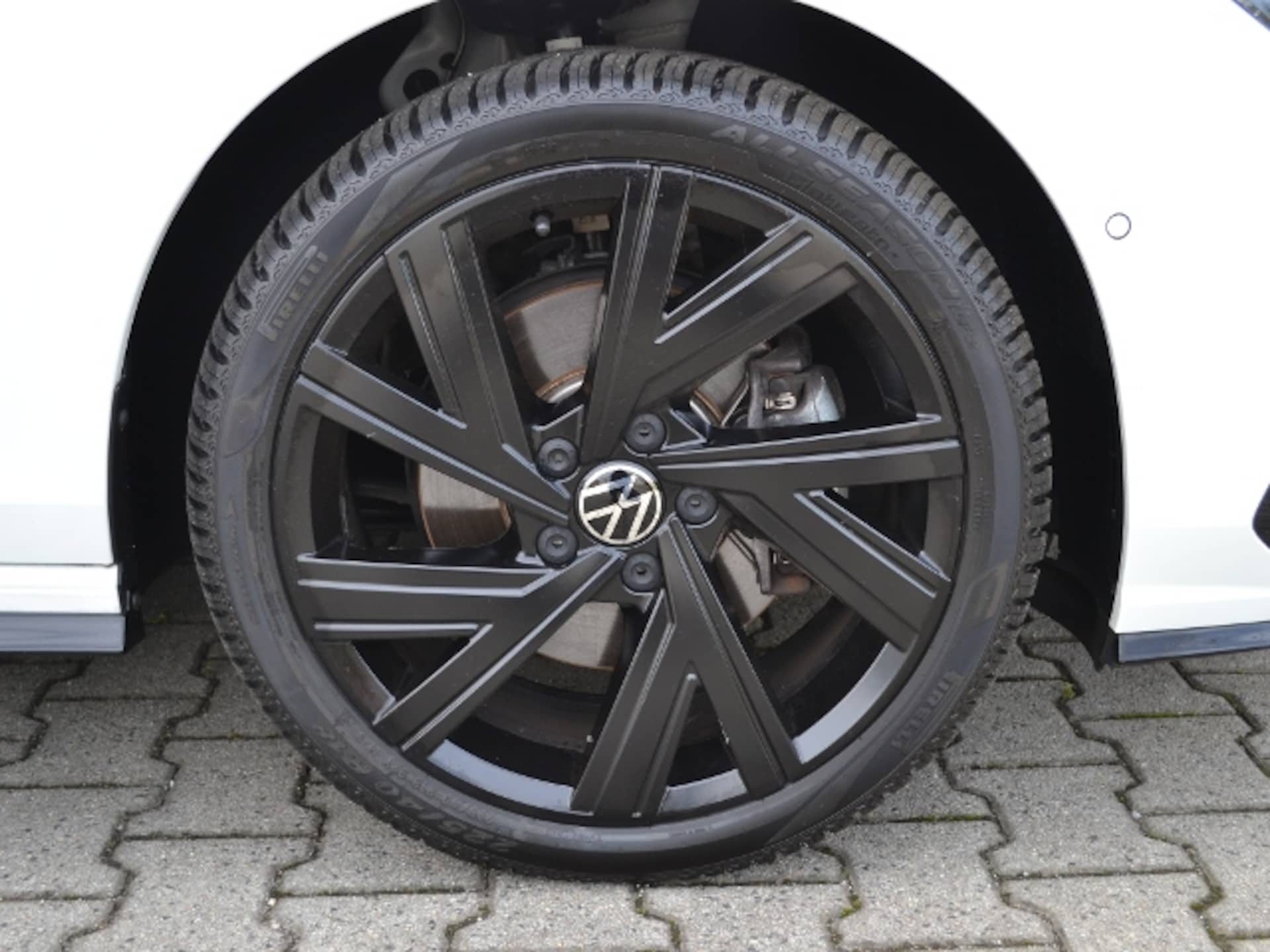 Volkswagen Golf Variant R-Line