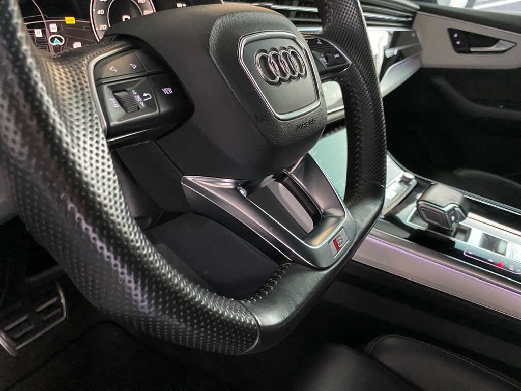 Image about Audi SQ8 TDI quattro tiptronic