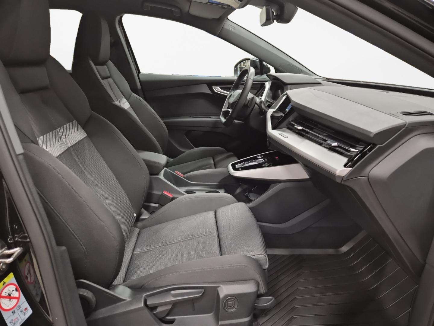 Bild som visar Audi Q4 e-tron Q4 45 e-tron Proline advanced 210,00 kW - för mer information kontakta din Audi Partner