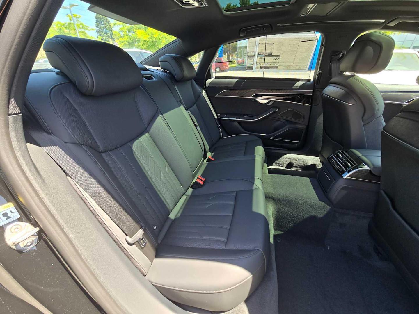 2025 Audi A8 Base - Photo 14