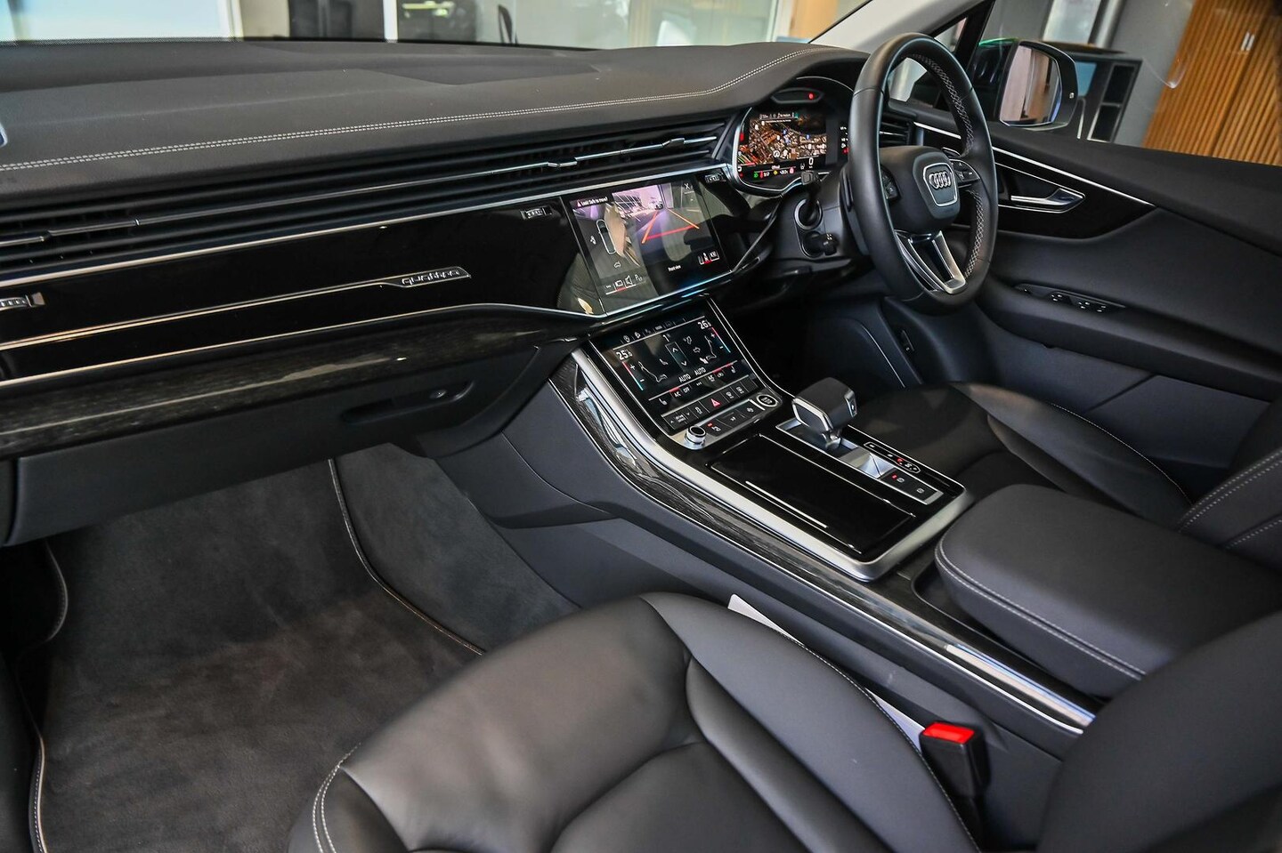 Image about Audi Q7 45 TDI quattro tiptronic