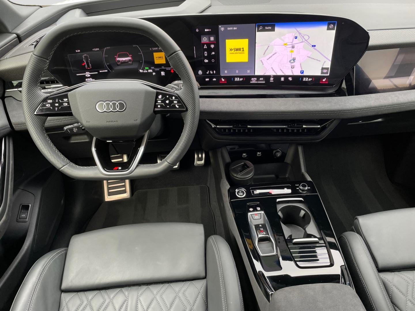 Bild über Audi Q6 SUV e-tron e-tron quattro - für weitere Informationen kontaktieren Sie den Audi Partner