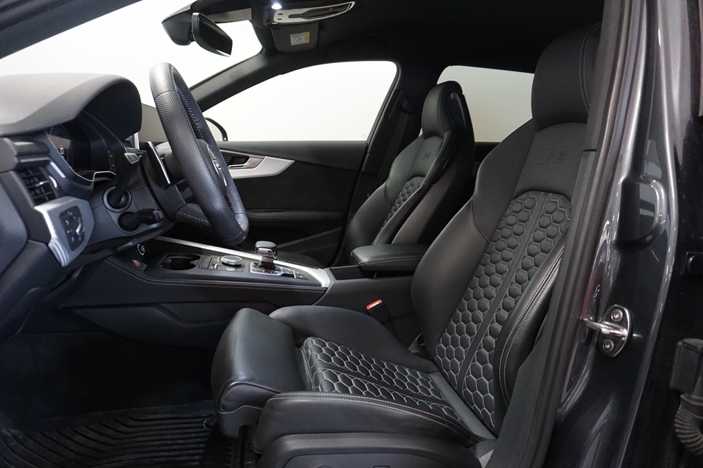 Image about Audi RS 4 Avant RS 4 Avant 450 hk tiptronic