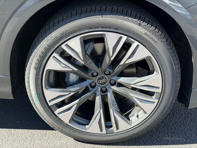 2026 Audi Q8 Premium Plus - Photo 29