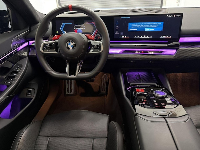 2025 BMW M5