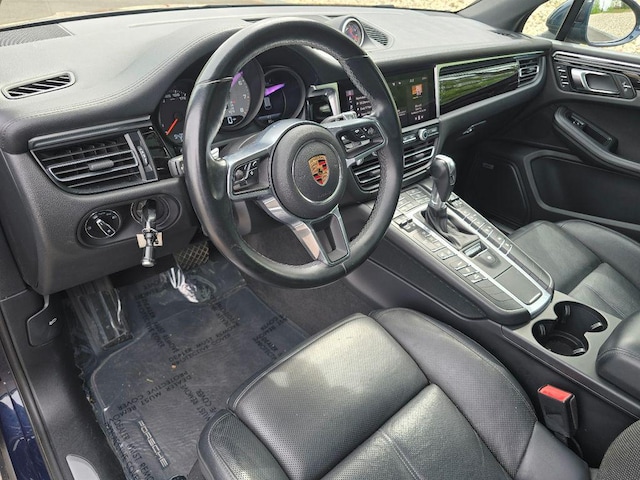2020 Porsche Macan