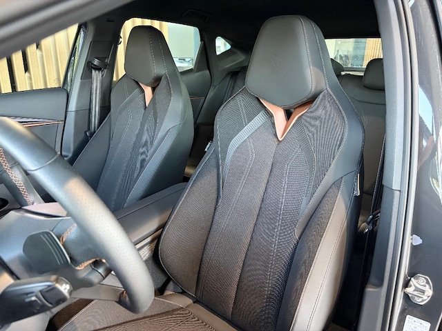 Bild des Autos 16