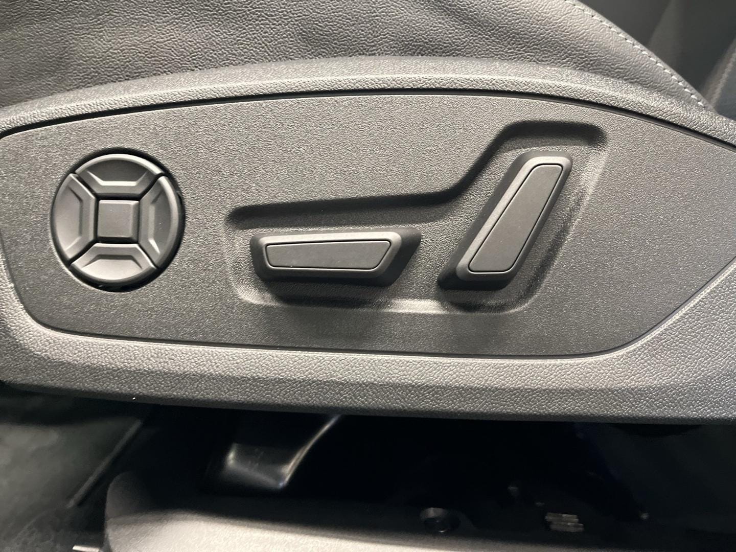 Bild über Audi A3 Sportback TFSI e TFSI e 150 kW S tronic - für weitere Informationen kontaktieren Sie den Audi Partner