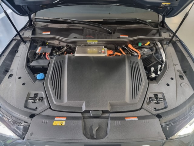 Audi Q8 e-tron 55 quattro kW 7