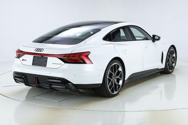 2026 Audi RS e-tron GT Performance Base - Photo 17