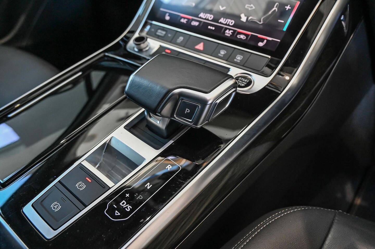 Image about Audi Q7 45 TDI quattro tiptronic