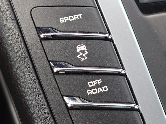 2020 Porsche Macan S - Photo 14