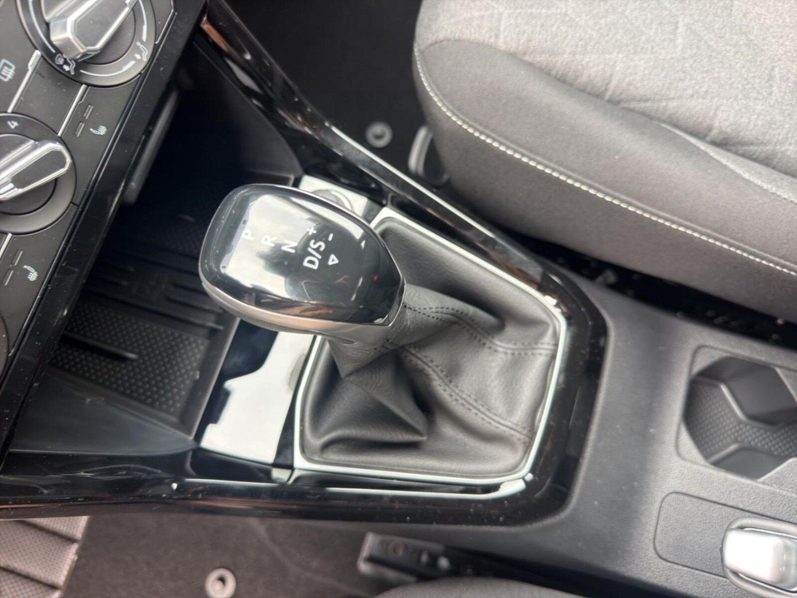 Volkswagen T-Cross – Bild 10