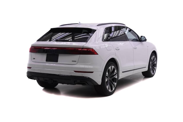 2026 Audi Q8