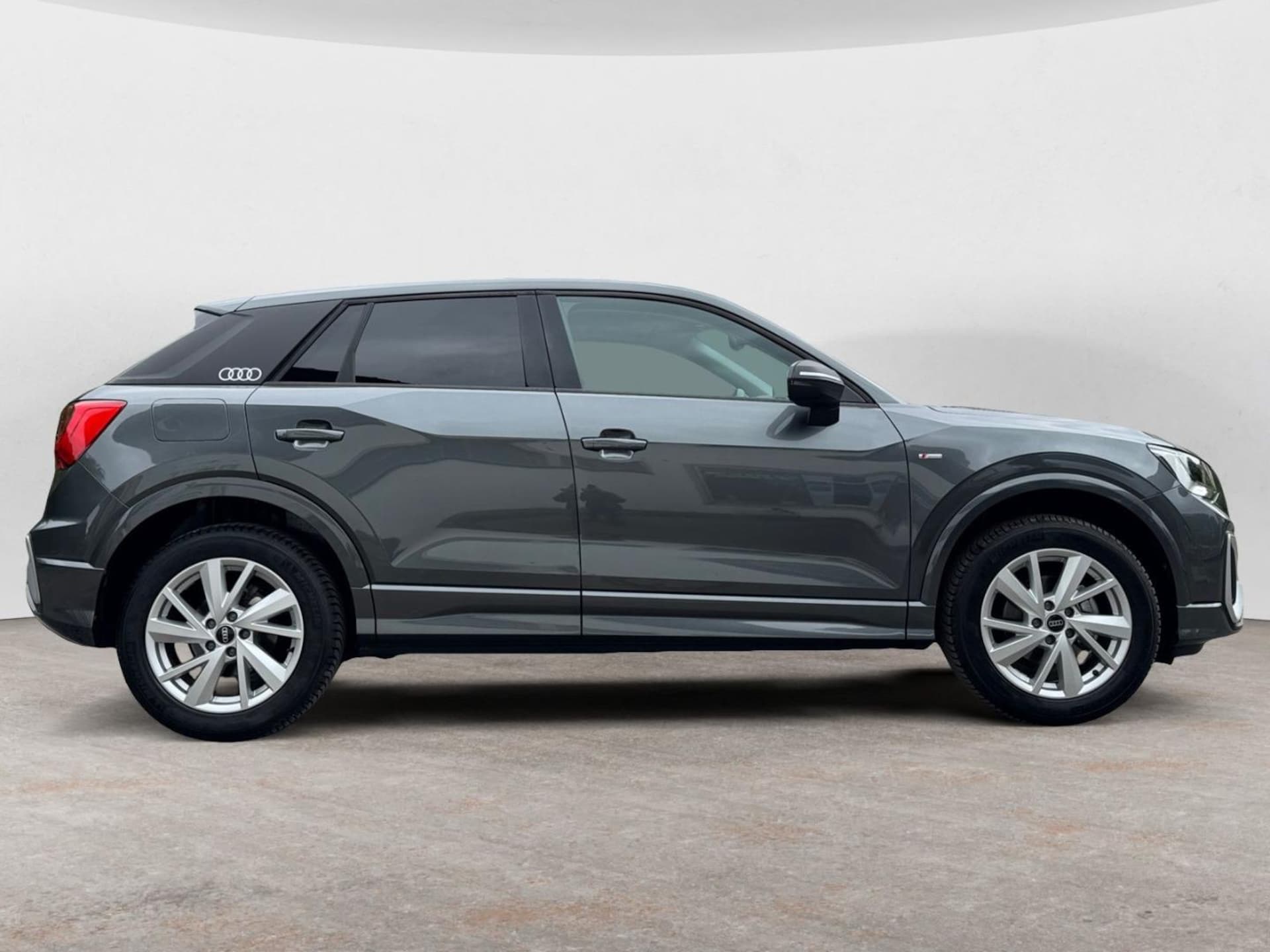 Audi Q2 S line