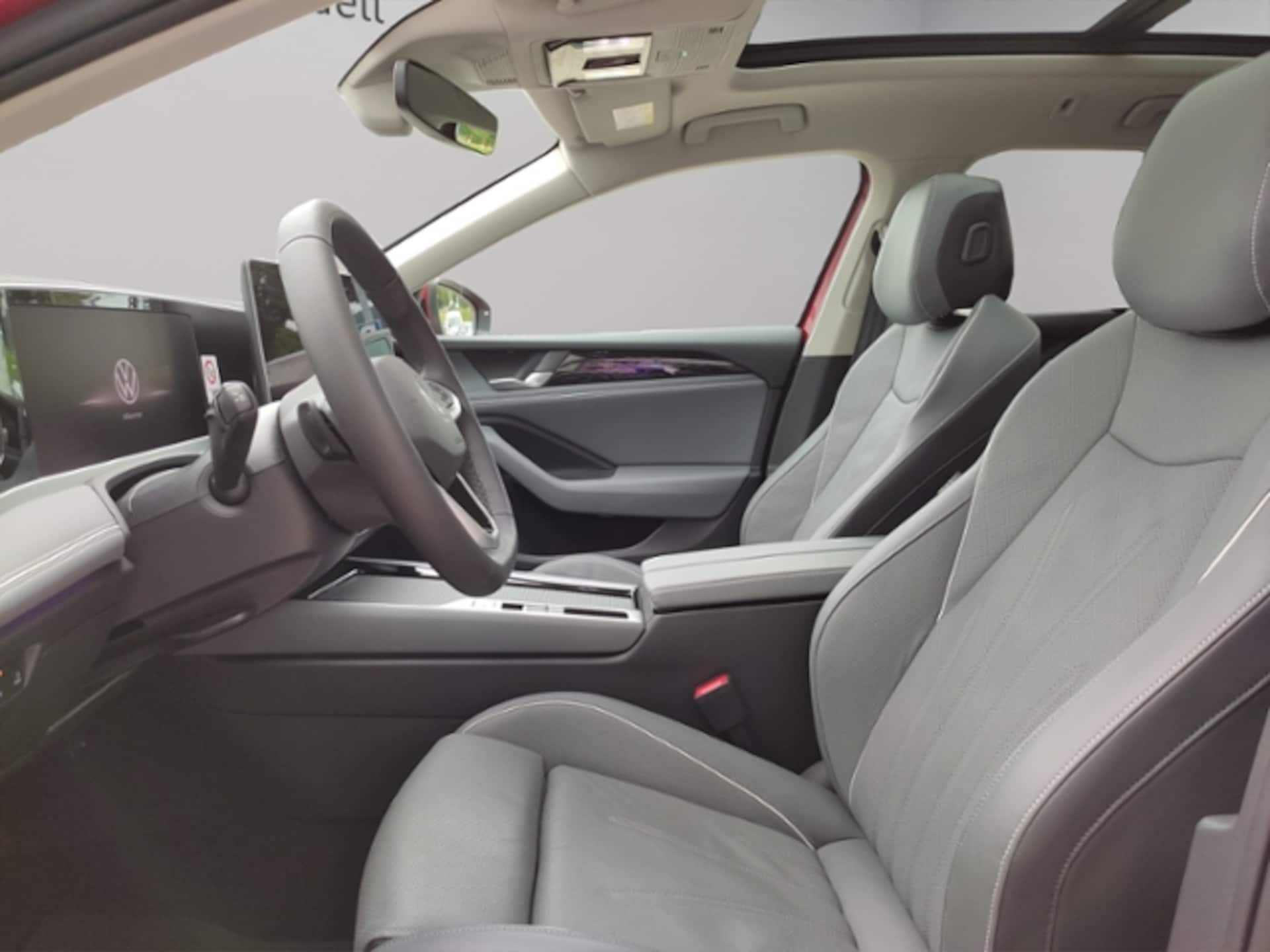 Volkswagen Passat Elegance