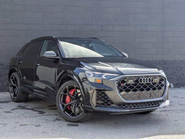 2026 Audi RS Q8 SUV performance