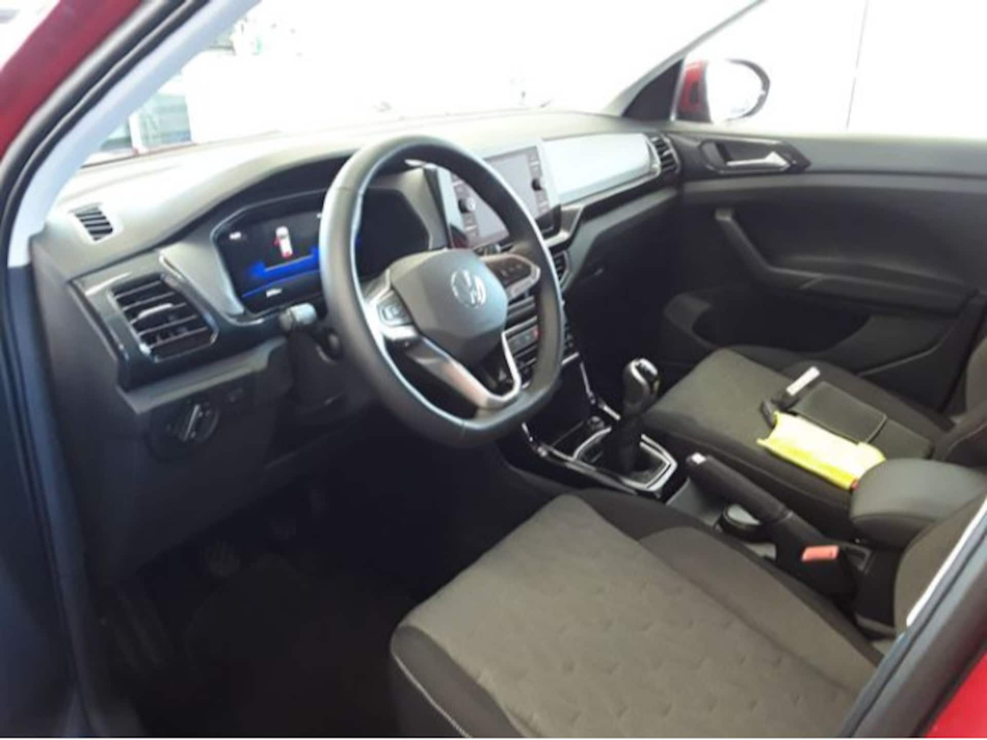 Volkswagen T-Cross Life